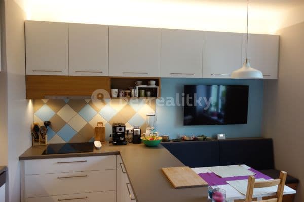 Prenájom bytu 2-izbový 50 m², Nad Popelkou, Hlavní město Praha Prenájom bytu 2-izbový 50 m², Nad Popelkou, Hlavní město Praha