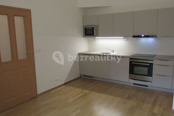 Prenájom bytu 1-izbový 45 m², Vinohradská, Praha Prenájom bytu 1-izbový 45 m², Vinohradská, Praha