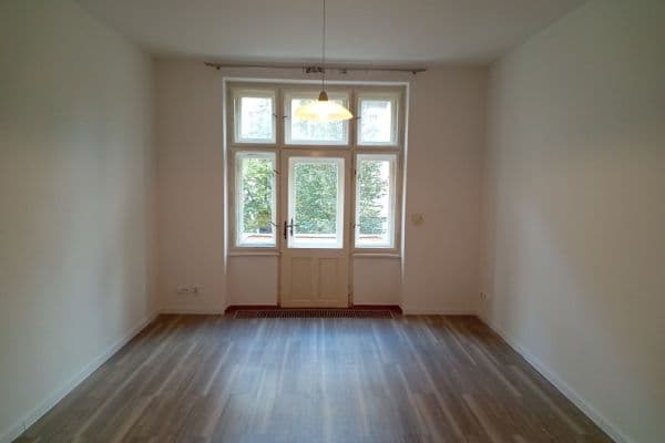 Prenájom bytu 2-izbový 49 m², Moskevská, Hlavní město Praha Prenájom bytu 2-izbový 49 m², Moskevská, Hlavní město Praha