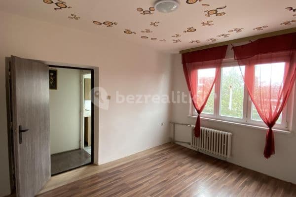Prenájom bytu 2-izbový 58 m², M. Švabinského, Bílina, Ústecký kraj