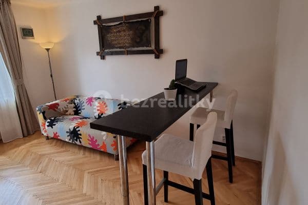 Prenájom bytu 3-izbový 67 m², Mydlářka, Hlavní město Praha Prenájom bytu 3-izbový 67 m², Mydlářka, Hlavní město Praha