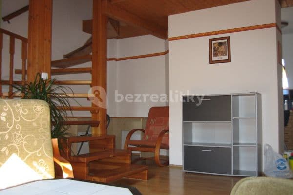 Prenájom bytu 3-izbový 95 m², Mozartova, Olomouc, Olomoucký kraj Prenájom bytu 3-izbový 95 m², Mozartova, Olomouc, Olomoucký kraj