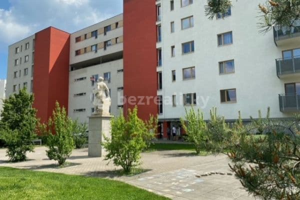 Prenájom bytu 2-izbový 50 m², Pískařská, Praha Prenájom bytu 2-izbový 50 m², Pískařská, Praha