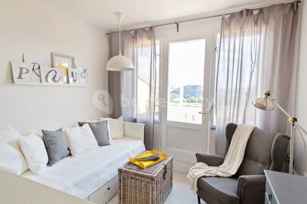 Prenájom bytu Garsoniéra 18 m², Heřmanova, Hlavní město Praha Prenájom bytu Garsoniéra 18 m², Heřmanova, Hlavní město Praha