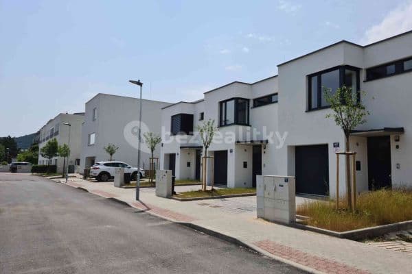 Prenájom domu 130 m², pozemek 217 m², Prašnice, Brno Prenájom domu 130 m², pozemek 217 m², Prašnice, Brno