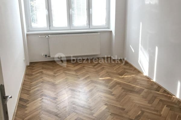 Prenájom bytu 2-izbový 42 m², Podolská, Hlavní město Praha Prenájom bytu 2-izbový 42 m², Podolská, Hlavní město Praha