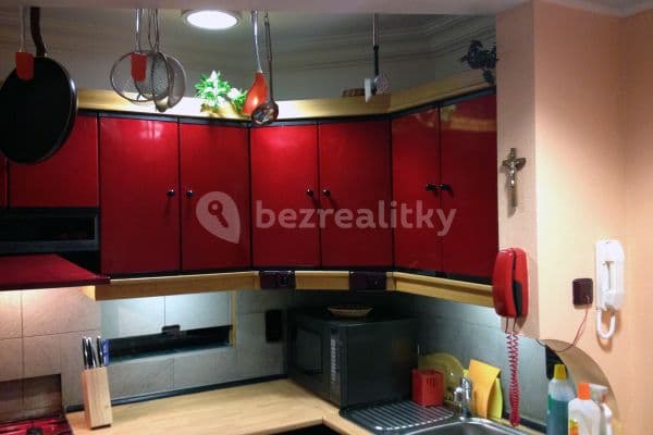 Prenájom bytu 3-izbový 80 m², Františka Lýska, Ostrava Prenájom bytu 3-izbový 80 m², Františka Lýska, Ostrava