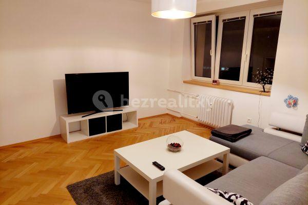 Prenájom bytu 2-izbový 62 m², Sladkovského, Pardubice