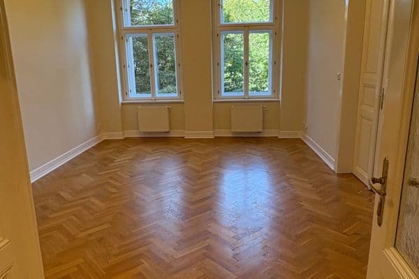 Prenájom bytu 3-izbový 99 m², U Rajské zahrady, Praha Prenájom bytu 3-izbový 99 m², U Rajské zahrady, Praha