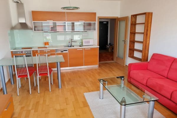 Prenájom bytu 2-izbový 62 m², U Uranie, Hlavní město Praha Prenájom bytu 2-izbový 62 m², U Uranie, Hlavní město Praha