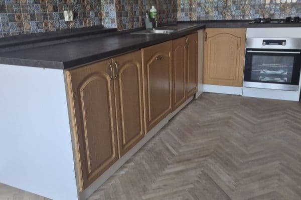 Prenájom bytu 3-izbový 98 m², Slavíkova, Praha Prenájom bytu 3-izbový 98 m², Slavíkova, Praha