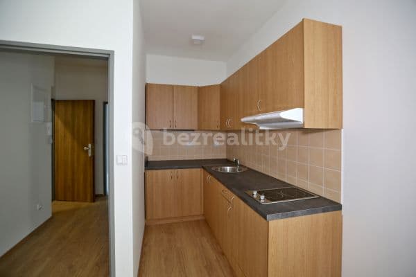 Prenájom bytu 1-izbový 31 m², Anenské náměstí, Jablonec nad Nisou Prenájom bytu 1-izbový 31 m², Anenské náměstí, Jablonec nad Nisou