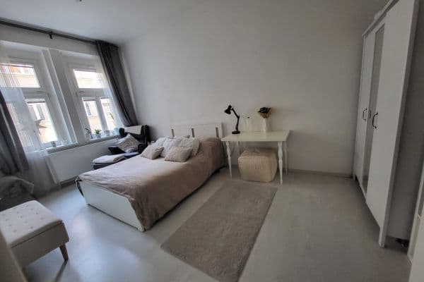 Prenájom bytu 2-izbový 57 m², Přibyslavská, Hlavní město Praha Prenájom bytu 2-izbový 57 m², Přibyslavská, Hlavní město Praha