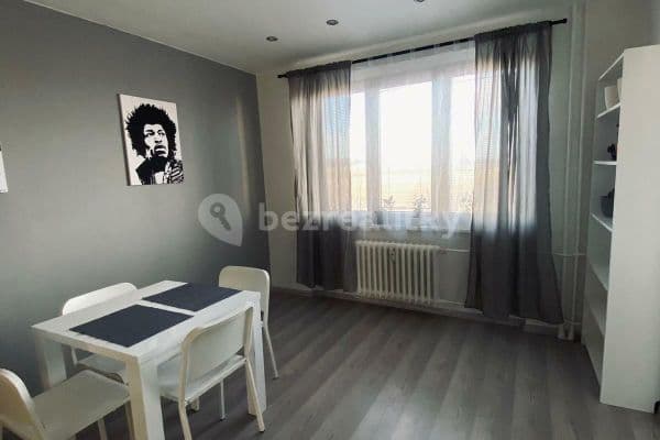 Prenájom bytu 2-izbový 53 m², Marie Majerové, Ostrava Prenájom bytu 2-izbový 53 m², Marie Majerové, Ostrava