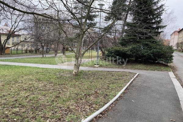 Prenájom bytu 1-izbový 27 m², Tomanova, Plzeň, Plzeňský kraj Prenájom bytu 1-izbový 27 m², Tomanova, Plzeň, Plzeňský kraj