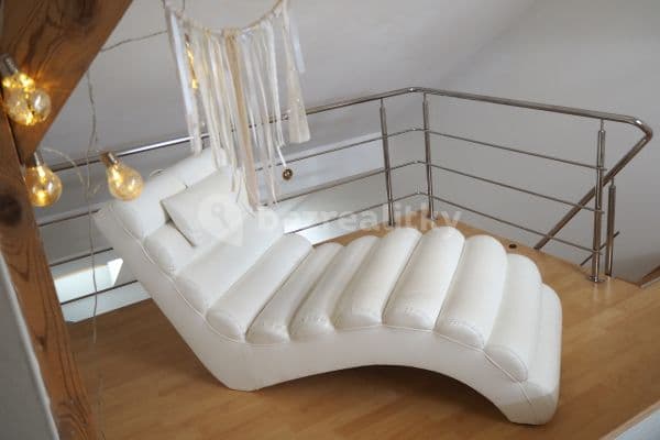 Prenájom bytu 3-izbový 60 m², Spolupráce, Hlavní město Praha Prenájom bytu 3-izbový 60 m², Spolupráce, Hlavní město Praha