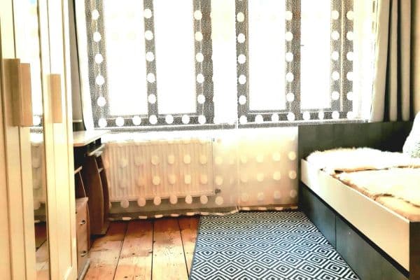 Prenájom bytu 2-izbový 40 m², Vlkova, Praha, Praha Prenájom bytu 2-izbový 40 m², Vlkova, Praha, Praha
