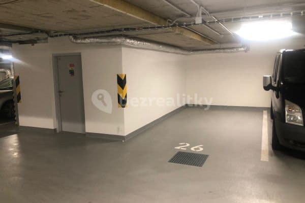 Prenájom garáže 18 m², Olgy Havlové, Hlavní město Praha Prenájom garáže 18 m², Olgy Havlové, Hlavní město Praha