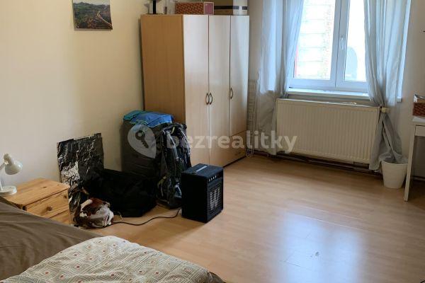 Prenájom bytu 2-izbový 72 m², Dukelských hrdinů, Hlavní město Praha