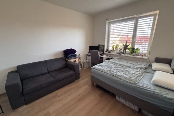 Prenájom bytu 2-izbový 43 m², Hutařova, Brno Prenájom bytu 2-izbový 43 m², Hutařova, Brno