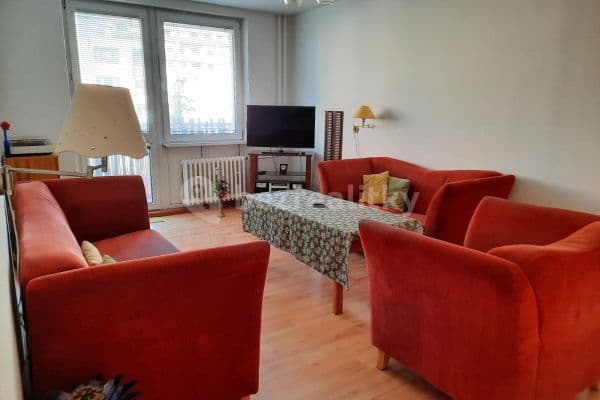 Prenájom bytu 3-izbový 82 m², Jašíkova, Ružinov