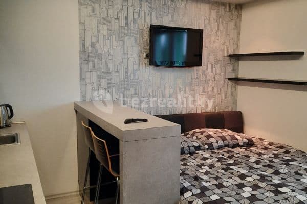 Prenájom bytu 1-izbový 30 m², Högrova, Brno Prenájom bytu 1-izbový 30 m², Högrova, Brno