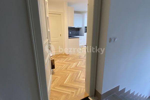 Prenájom bytu 2-izbový 56 m², Keramická, Hlavní město Praha
