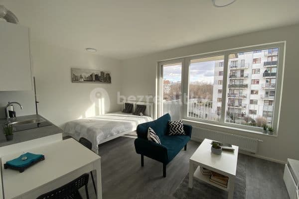 Prenájom bytu 1-izbový 28 m², Ocelářská, Hlavní město Praha Prenájom bytu 1-izbový 28 m², Ocelářská, Hlavní město Praha