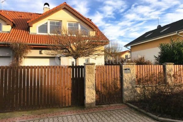 Prenájom domu 124 m², pozemek 330 m², Sněženková, Brandýs nad Labem-Stará Boleslav Prenájom domu 124 m², pozemek 330 m², Sněženková, Brandýs nad Labem-Stará Boleslav