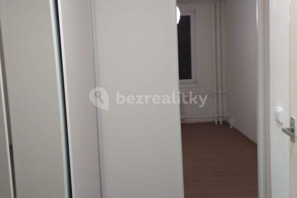 Prenájom bytu 2-izbový 45 m², Chabařovická, Hlavní město Praha