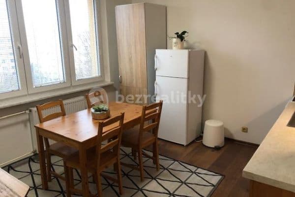 Prenájom bytu 1-izbový 52 m², Sibiřská, Karlovy Vary Prenájom bytu 1-izbový 52 m², Sibiřská, Karlovy Vary