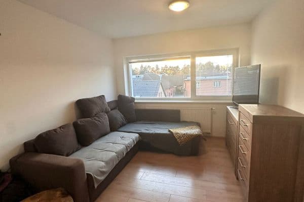 Prenájom bytu 2-izbový 46 m², Za Nadýmačem, Hlavní město Praha Prenájom bytu 2-izbový 46 m², Za Nadýmačem, Hlavní město Praha