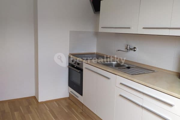 Prenájom bytu 1-izbový 45 m², Drážďanská, Ústí nad Labem Prenájom bytu 1-izbový 45 m², Drážďanská, Ústí nad Labem