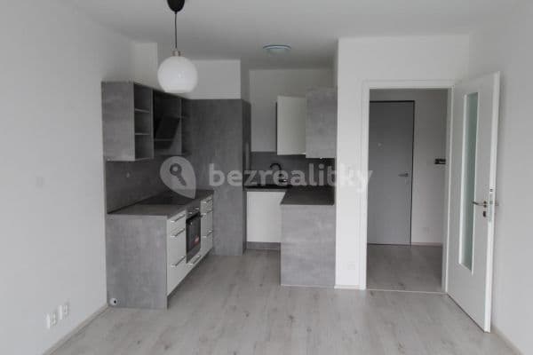 Prenájom bytu 2-izbový 51 m², Vašíčkova, Kladno, Středočeský kraj