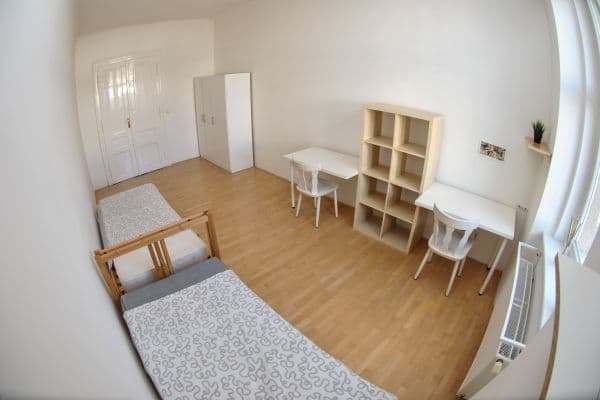 Prenájom bytu 4-izbový 110 m², Kunzova, Brno Prenájom bytu 4-izbový 110 m², Kunzova, Brno