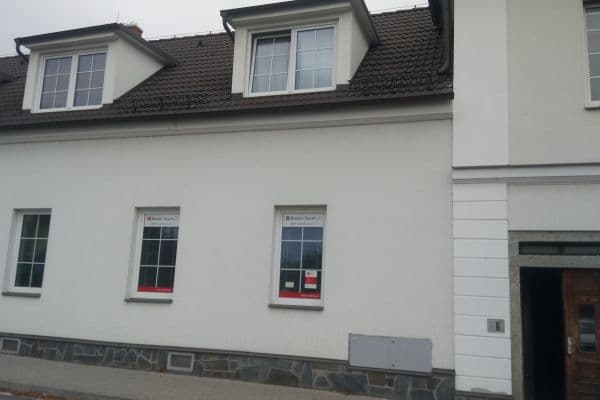 Prenájom bytu 2-izbový 35 m², Komenského, Neveklov Prenájom bytu 2-izbový 35 m², Komenského, Neveklov