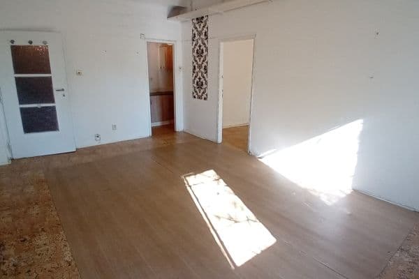 Prenájom kancelárie 50 m², Kouřimská, Hlavní město Praha Prenájom kancelárie 50 m², Kouřimská, Hlavní město Praha