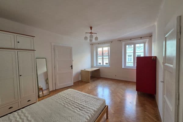 Prenájom bytu 2-izbový 53 m², Krásova, Praha Prenájom bytu 2-izbový 53 m², Krásova, Praha