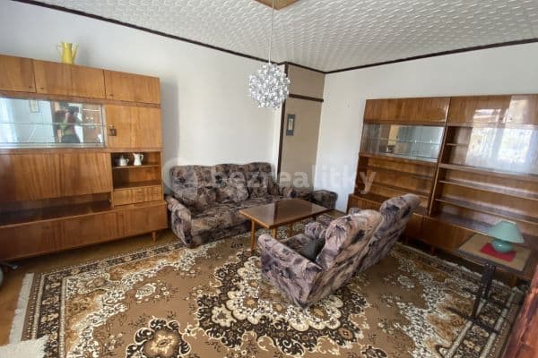 Prenájom bytu 2-izbový 58 m², Kyjov Prenájom bytu 2-izbový 58 m², Kyjov