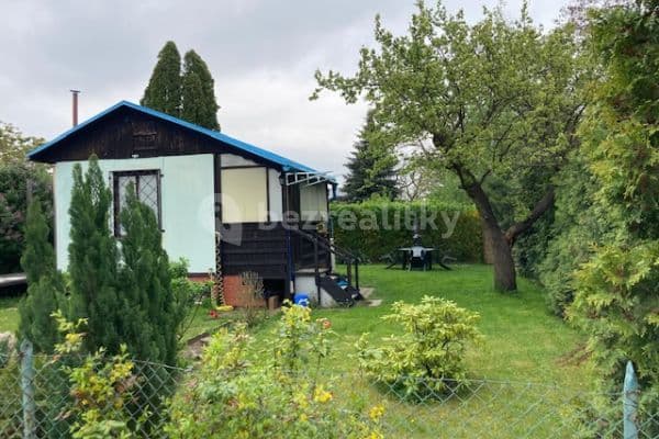 Prenájom rekreačného objektu 35 m², pozemek 400 m², Nad Hutěmi, Hlavní město Praha Prenájom rekreačného objektu 35 m², pozemek 400 m², Nad Hutěmi, Hlavní město Praha