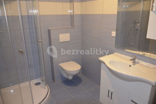 Prenájom bytu 2-izbový 60 m², Palackého nám., Sadská Prenájom bytu 2-izbový 60 m², Palackého nám., Sadská