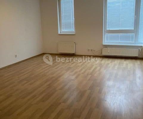 Prenájom bytu 2-izbový 62 m², Přeštická, Praha Prenájom bytu 2-izbový 62 m², Přeštická, Praha