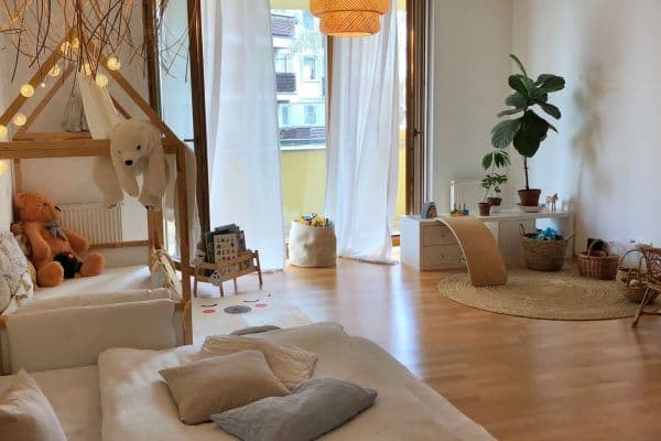 Prenájom bytu 1-izbový 60 m², Devonská, Praha Prenájom bytu 1-izbový 60 m², Devonská, Praha