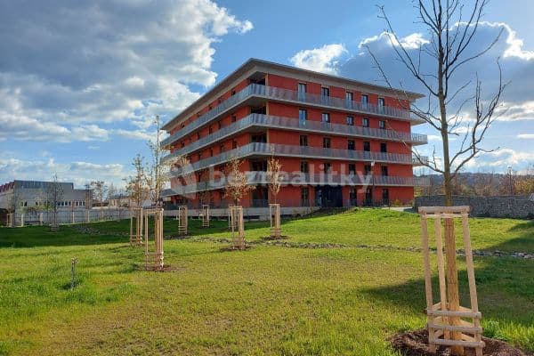 Prenájom bytu 2-izbový 53 m², Vrátnická, Praha Prenájom bytu 2-izbový 53 m², Vrátnická, Praha