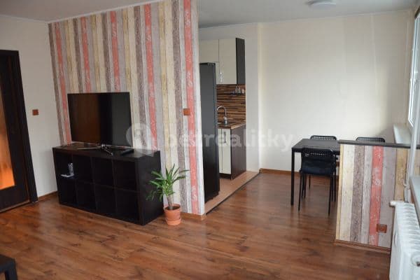 Prenájom bytu 3-izbový 74 m², Štětínská, Hlavní město Praha Prenájom bytu 3-izbový 74 m², Štětínská, Hlavní město Praha