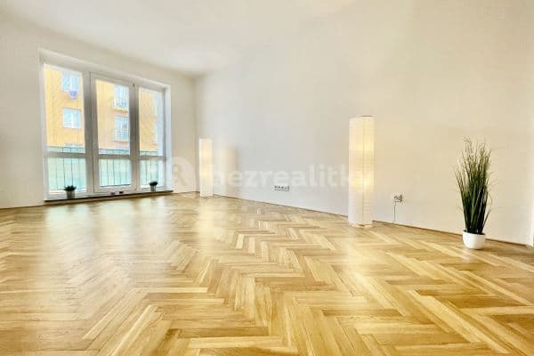 Prenájom bytu 3-izbový 79 m², W. A. Mozarta, Most Prenájom bytu 3-izbový 79 m², W. A. Mozarta, Most
