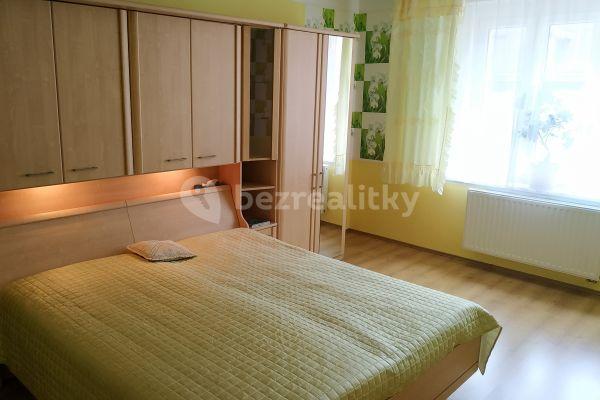 Prenájom bytu 2-izbový 84 m², Bulharská, Karlovy Vary