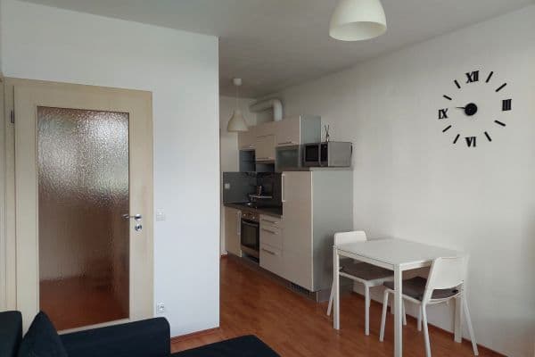 Prenájom bytu 2-izbový 35 m², Šedova, Hlavní město Praha Prenájom bytu 2-izbový 35 m², Šedova, Hlavní město Praha