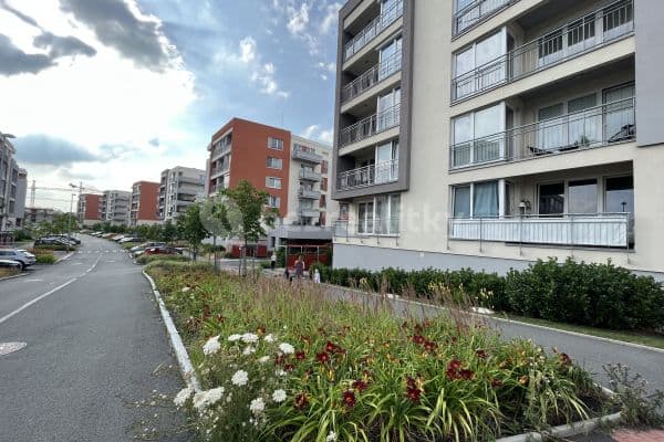 Prenájom bytu 2-izbový 58 m², Toufarova, Prenájom bytu 2-izbový 58 m², Toufarova,