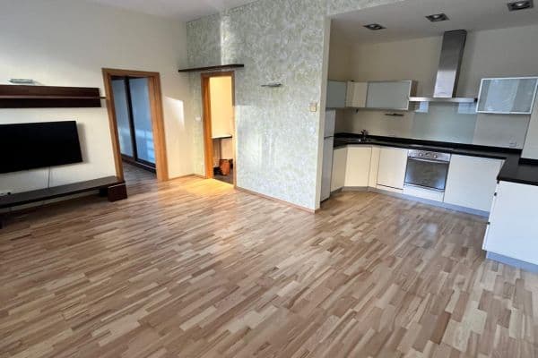 Prenájom bytu 2-izbový 47 m², U reálky, Olomouc Prenájom bytu 2-izbový 47 m², U reálky, Olomouc